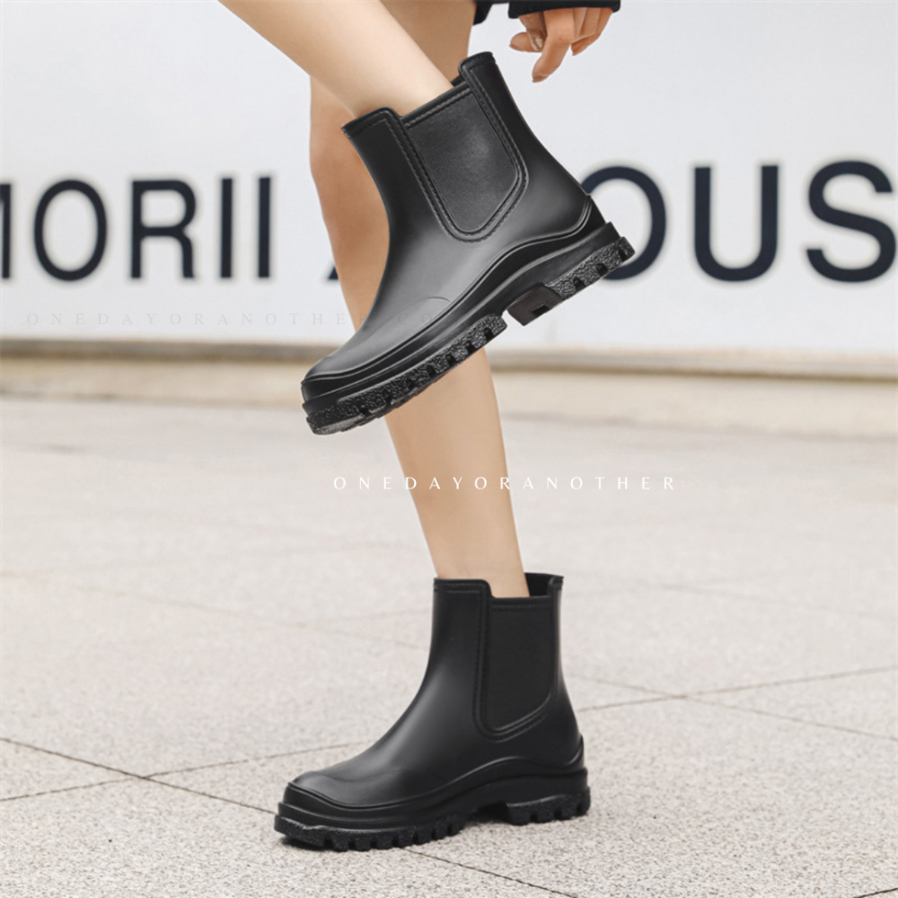日系素面拼接厚底切爾西靴 防水雨靴 橡膠雨靴 女鞋 鞋子 靴子 雨靴 女生雨靴 防水鞋 防滑雨靴 皮靴 短靴 533-細節圖8