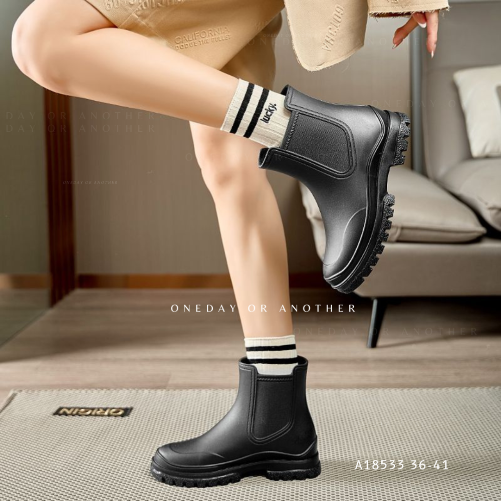 韓系短筒雨靴 防水防雨 一體成型 厚底增高 防潑水靴 橡膠雨靴 女鞋 靴子 雨靴 女生雨鞋 切爾西靴 防水鞋 533-細節圖2