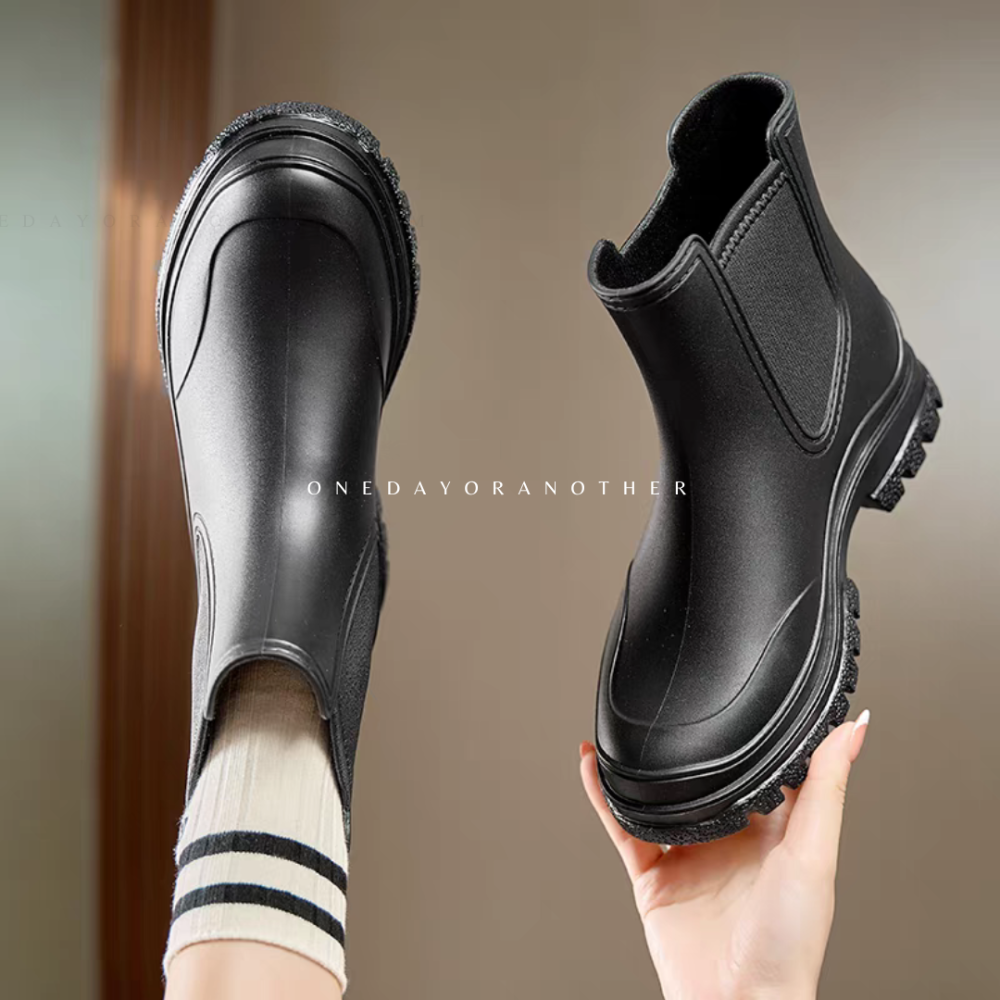 韓系短筒雨靴 防水防雨 一體成型 厚底增高 防潑水靴 橡膠雨靴 女鞋 靴子 雨靴 女生雨鞋 切爾西靴 防水鞋 533-細節圖5