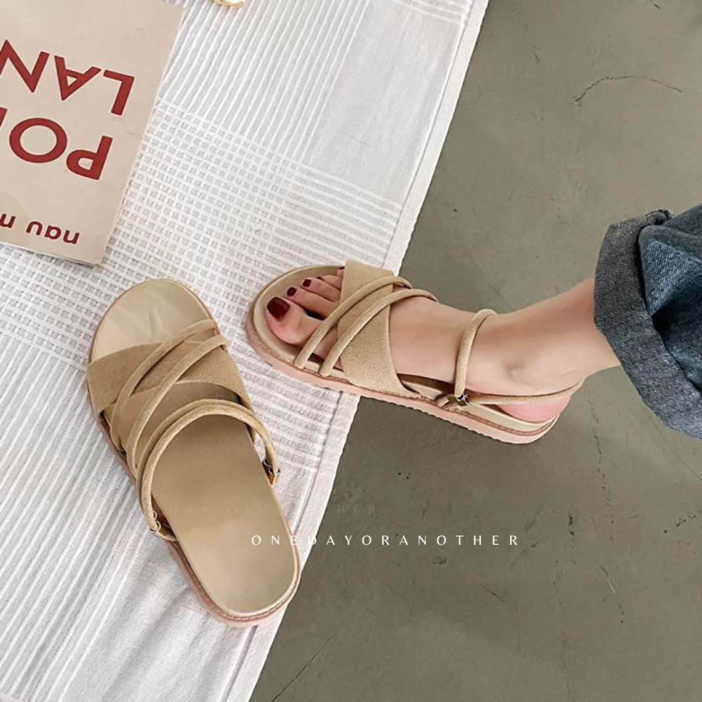 一鞋兩穿 厚底涼拖鞋 輕量拖鞋 平底涼鞋 兩穿拖鞋 不對稱 交叉細帶 平底輕量 兩穿涼鞋 平底拖鞋 涼拖鞋 S1555-細節圖4