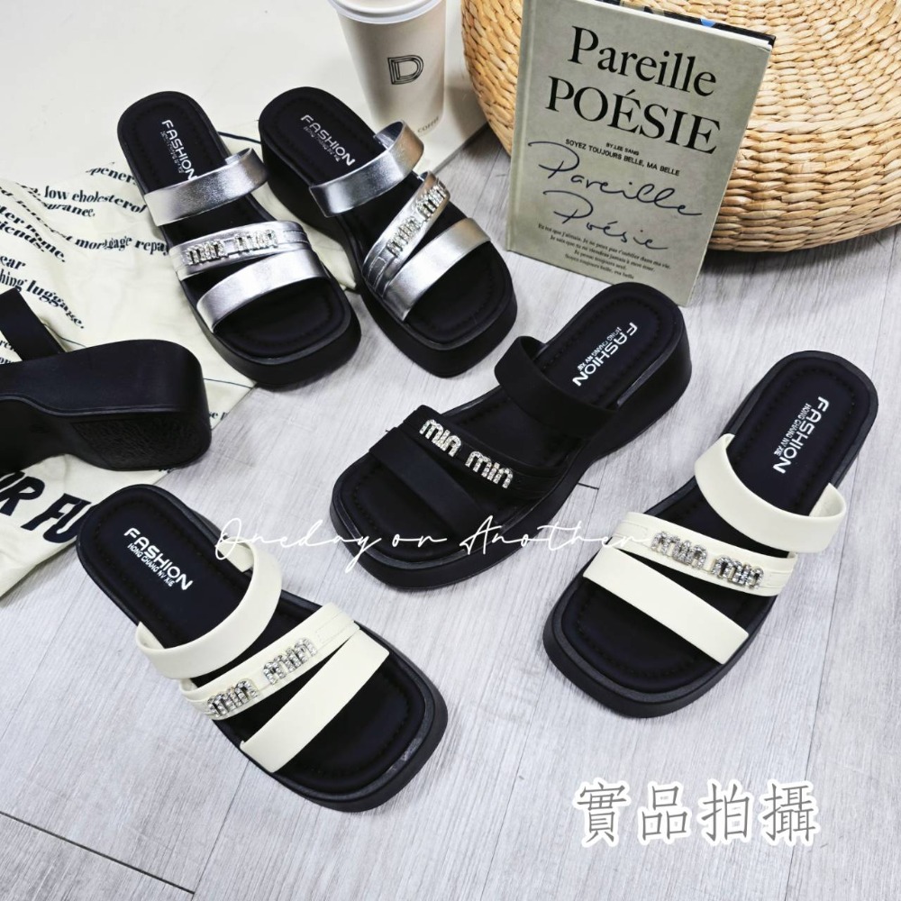 韓版厚底拖鞋 水鑽亮鑽 一字 雙帶 二字拖鞋 軟底拖鞋 增高拖鞋 勃肯鞋 夏日百搭 女生拖鞋 2477-細節圖7