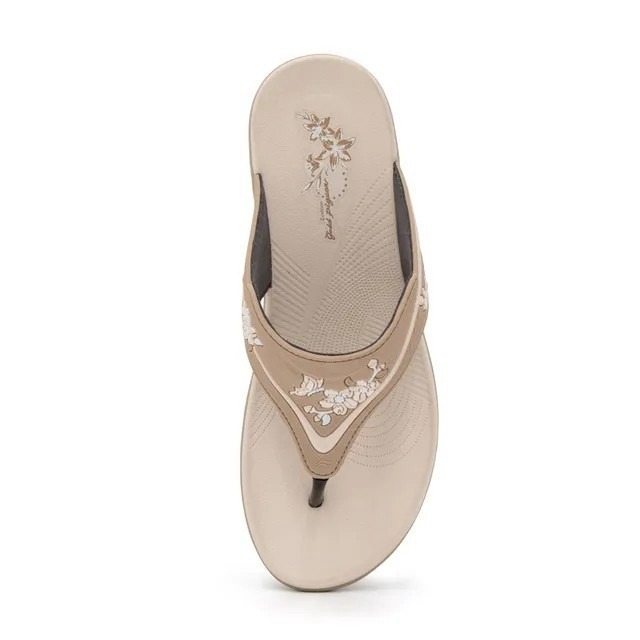 人體工學足弓設計 舒適耐走 特殊鞋杯構造 柔軟中底穩定重心 立體波紋大底 防滑程度佳-細節圖11