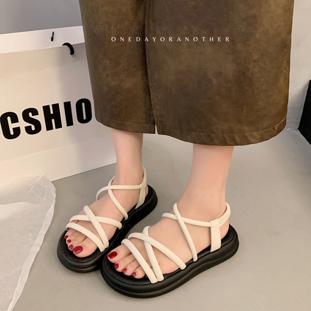 韓版交叉細帶羅馬涼鞋 細帶涼鞋 羅馬鞋 舒適軟底 交叉涼拖鞋 休閒涼鞋 厚底涼鞋 學生百搭 夏日必備 沙灘ins A20-細節圖4