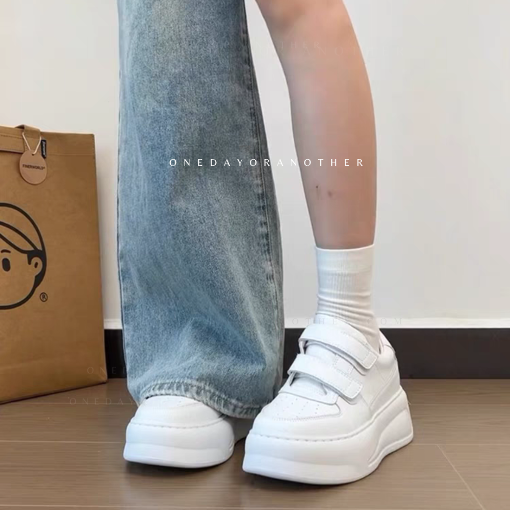 魔術貼小白鞋 休閒鞋 黏貼小白鞋 鬆糕鞋 厚底小白鞋 魔鬼氈白鞋 休閒鞋 平底鞋 可愛 白鞋 學生鞋 基本款 G2856-細節圖3