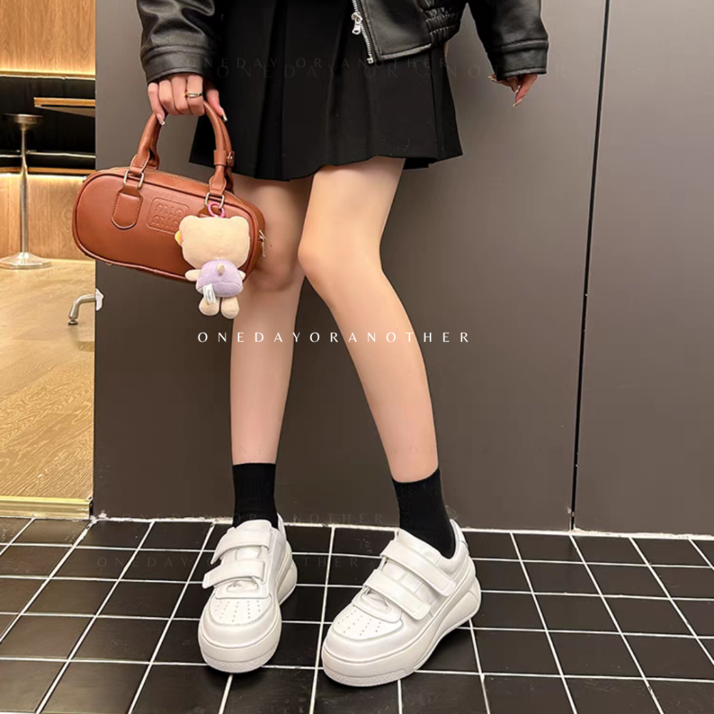 魔術貼小白鞋 休閒鞋 黏貼小白鞋 鬆糕鞋 厚底小白鞋 魔鬼氈白鞋 休閒鞋 平底鞋 可愛 白鞋 學生鞋 基本款 G2856-細節圖4