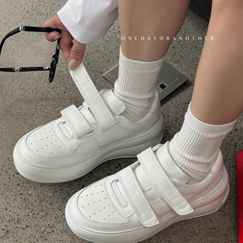 魔術貼小白鞋 休閒鞋 黏貼小白鞋 鬆糕鞋 厚底小白鞋 魔鬼氈白鞋 休閒鞋 平底鞋 可愛 白鞋 學生鞋 基本款 G2856-細節圖10