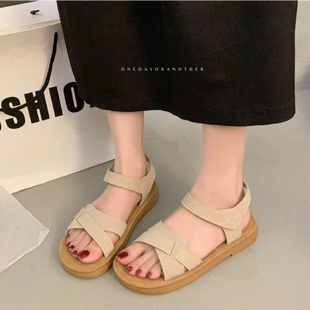 羅馬涼鞋 超軟Q 橡膠止滑底 魔鬼氈好穿脫 夏日涼鞋 休閒百搭 一字寬帶 魔鬼氈沙灘鞋 絨面平底鞋羅馬鞋 舒適 2683-細節圖4