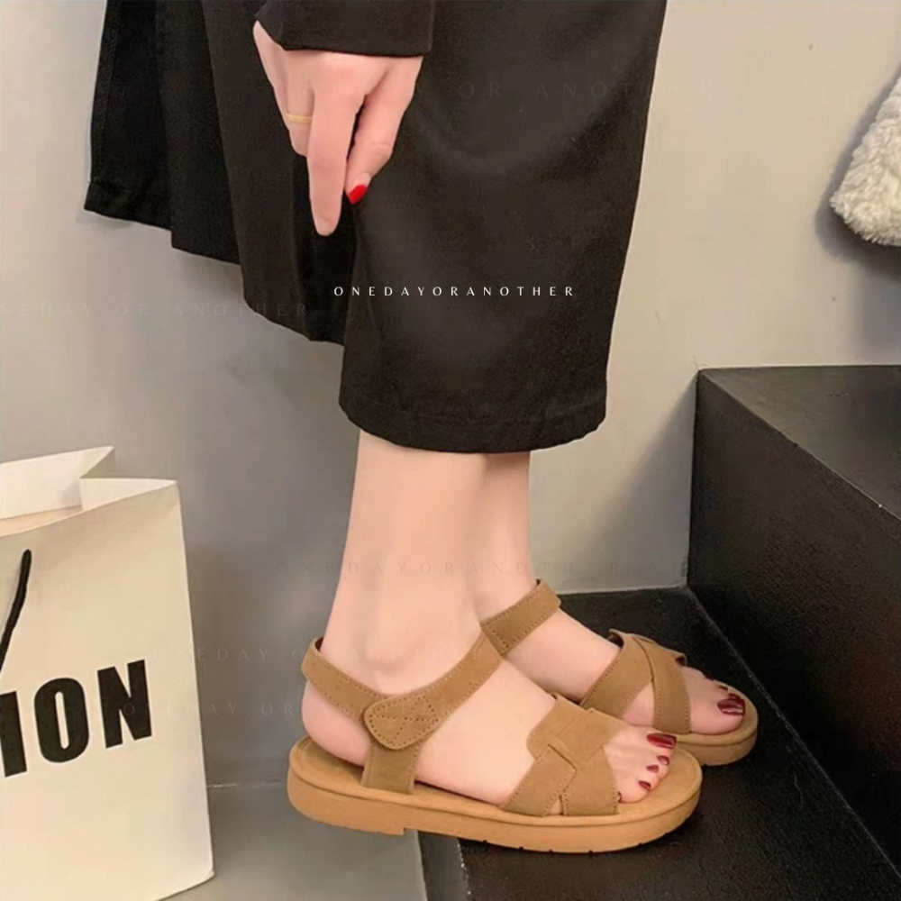 羅馬涼鞋 超軟Q 橡膠止滑底 魔鬼氈好穿脫 夏日涼鞋 休閒百搭 一字寬帶 魔鬼氈沙灘鞋 絨面平底鞋羅馬鞋 舒適 2683-細節圖10