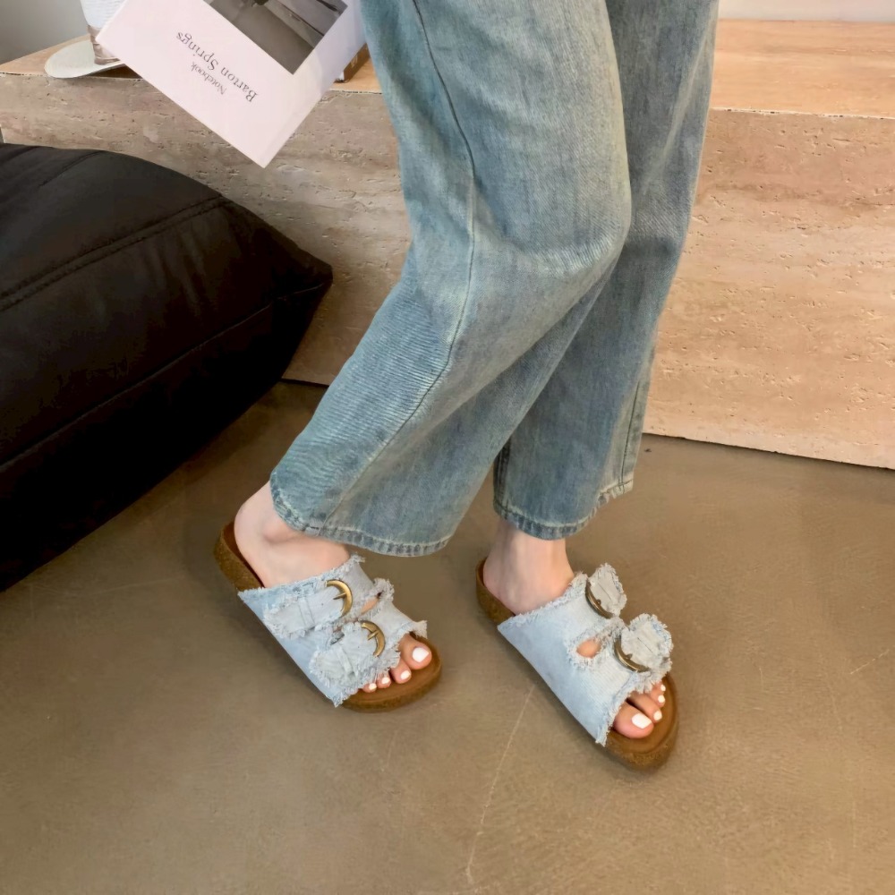 牛仔拖鞋 刷破拖鞋 女拖鞋 雙釦拖鞋 韓系女鞋 夏季涼拖鞋 平底拖鞋 百搭拖鞋 時尚拖鞋 軟底拖鞋 休閒鞋 G9504-細節圖7