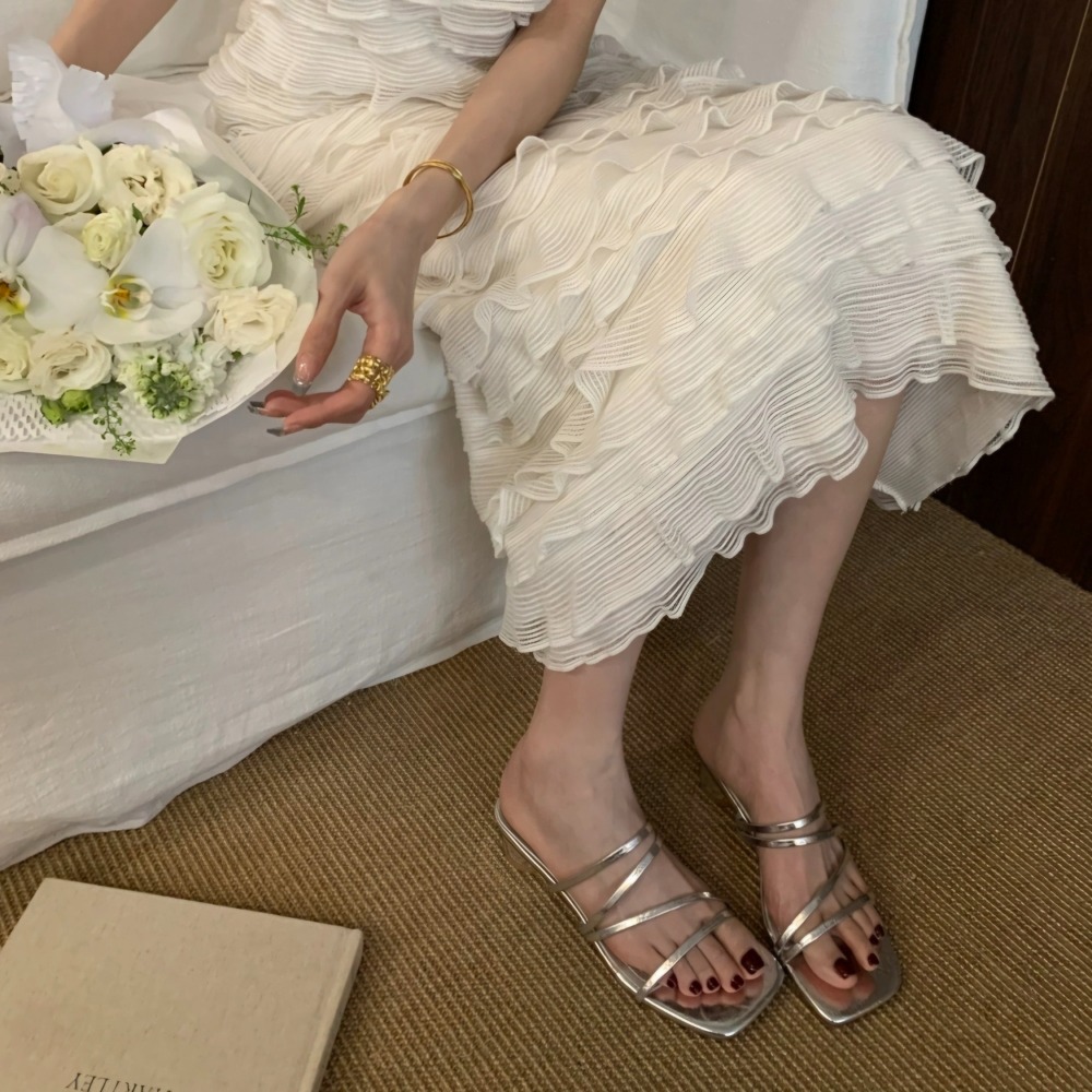 韓國東大門 韓系細帶涼拖鞋 仙女風低跟鞋 超軟Q好穿拖鞋 金屬銀色 時尚方頭鞋 氣質一字涼鞋 女生涼拖鞋 G5026-細節圖4