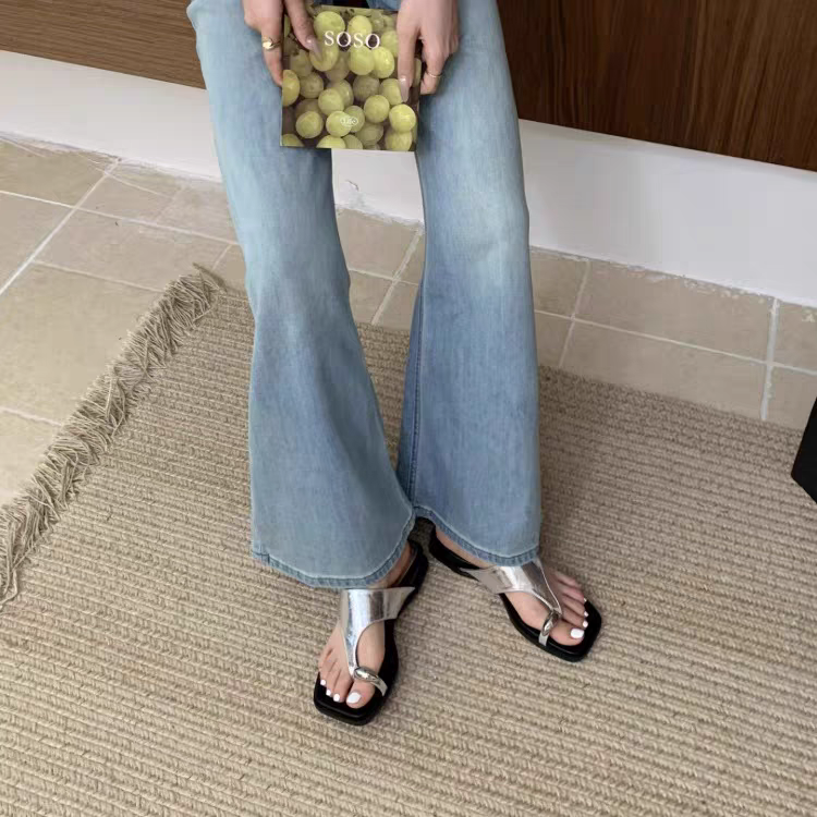 金屬飾扣夾腳拖鞋 方頭設計感涼鞋 韓版百搭懶人女鞋 個性極簡風厚底平底鞋 夏季外出必備 G4258-細節圖7