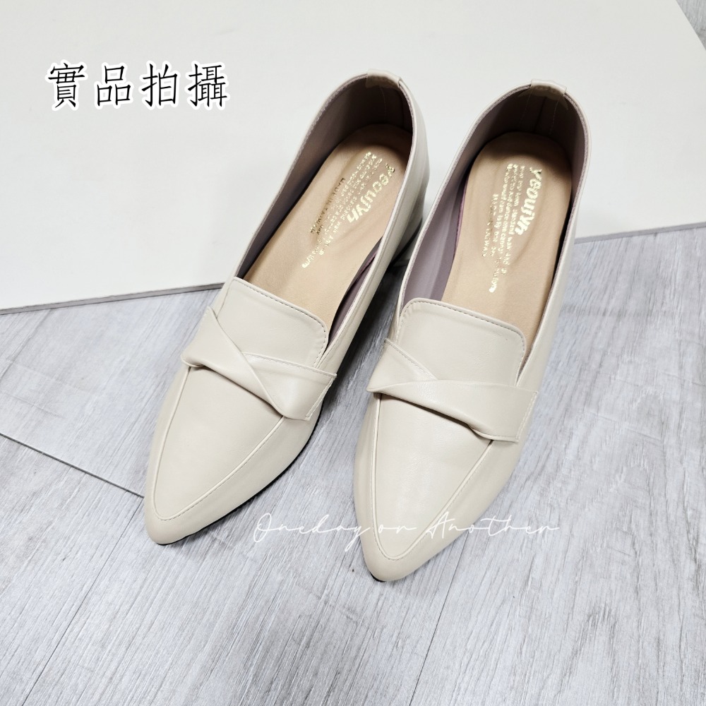 MIT皮革拼接一字帶翻褶尖頭低跟包鞋 軟底低跟尖頭鞋 樂福鞋 包鞋 OL上班鞋 面試鞋 尖頭鞋 低跟鞋 跟鞋 7136-規格圖8