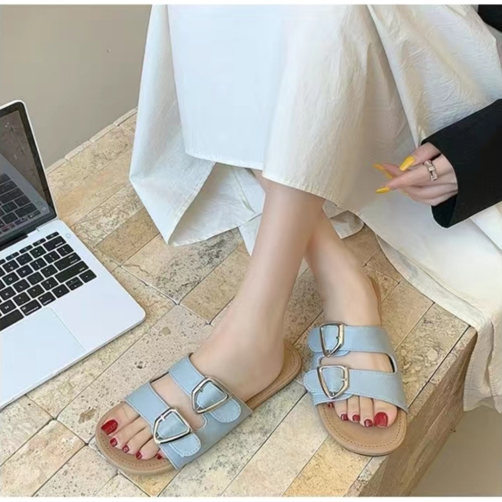 超級軟Q♥️雙帶金屬釦平底拖鞋 羅馬鞋 平底涼拖鞋 平底涼鞋 女生涼拖鞋 防滑涼拖鞋 舒適拖鞋 防滑橡膠底 海灘拖602-細節圖6