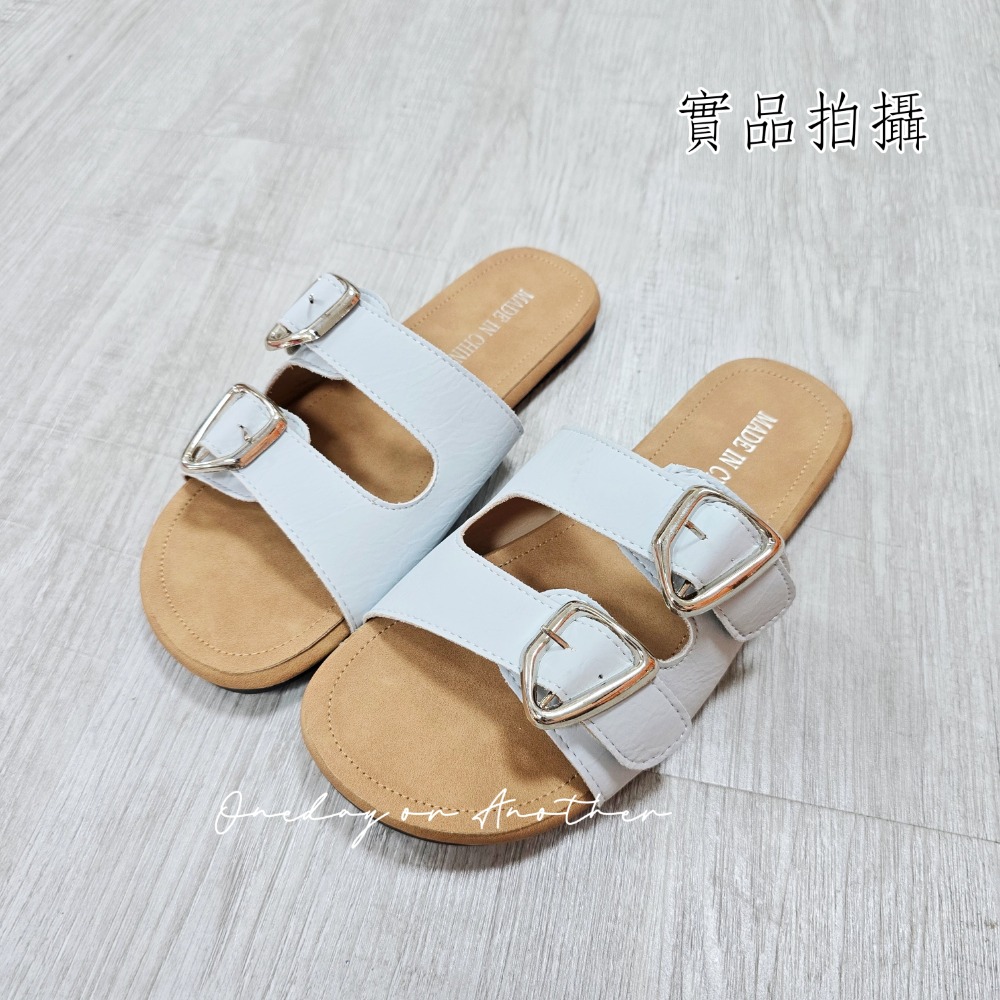 超級軟Q♥️雙帶金屬釦平底拖鞋 羅馬鞋 平底涼拖鞋 平底涼鞋 女生涼拖鞋 防滑涼拖鞋 舒適拖鞋 防滑橡膠底 海灘拖602-規格圖9