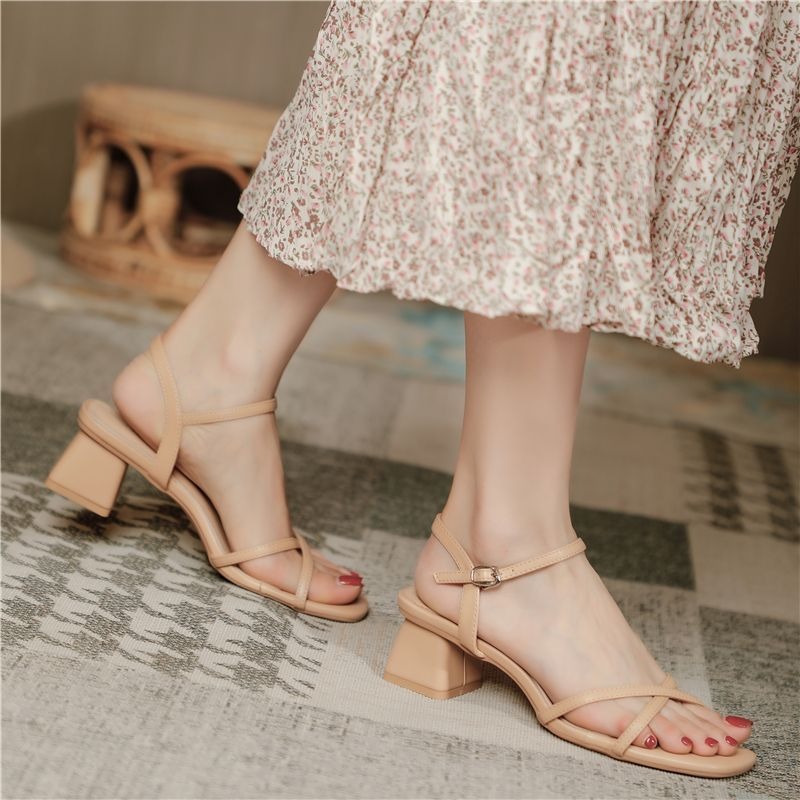 交叉線條低跟涼鞋 一字 細帶 方頭 低跟 羅馬鞋 舒適軟Q底 休閒涼鞋 跟鞋 高跟涼鞋 粗跟涼鞋 涼鞋 女鞋 X8259-細節圖6