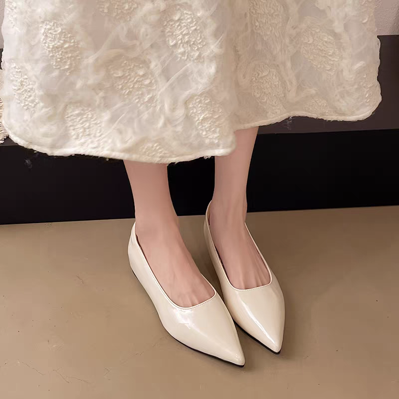 素面尖頭低跟包鞋 娃娃鞋 包鞋 通勤鞋 休閒鞋 樂福鞋 尖頭低跟 櫃姐 OL上班 舒適 豆豆鞋 工作鞋 面試鞋 510-細節圖9