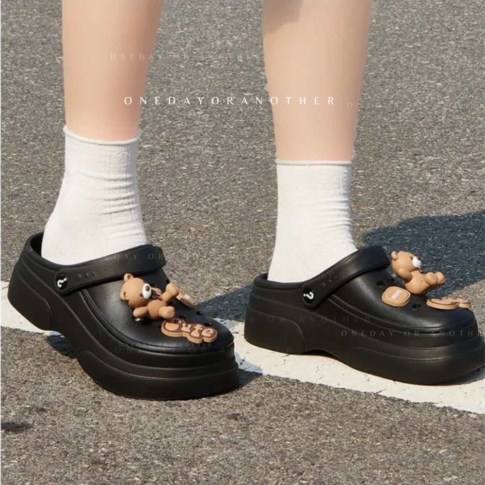 趣味立體小熊 eva洞洞鞋 可愛卡通洞洞鞋 厚底洞洞鞋 增高洞洞鞋 洞洞鞋 配件 洞洞拖鞋 防水拖鞋 QQ8182-細節圖2