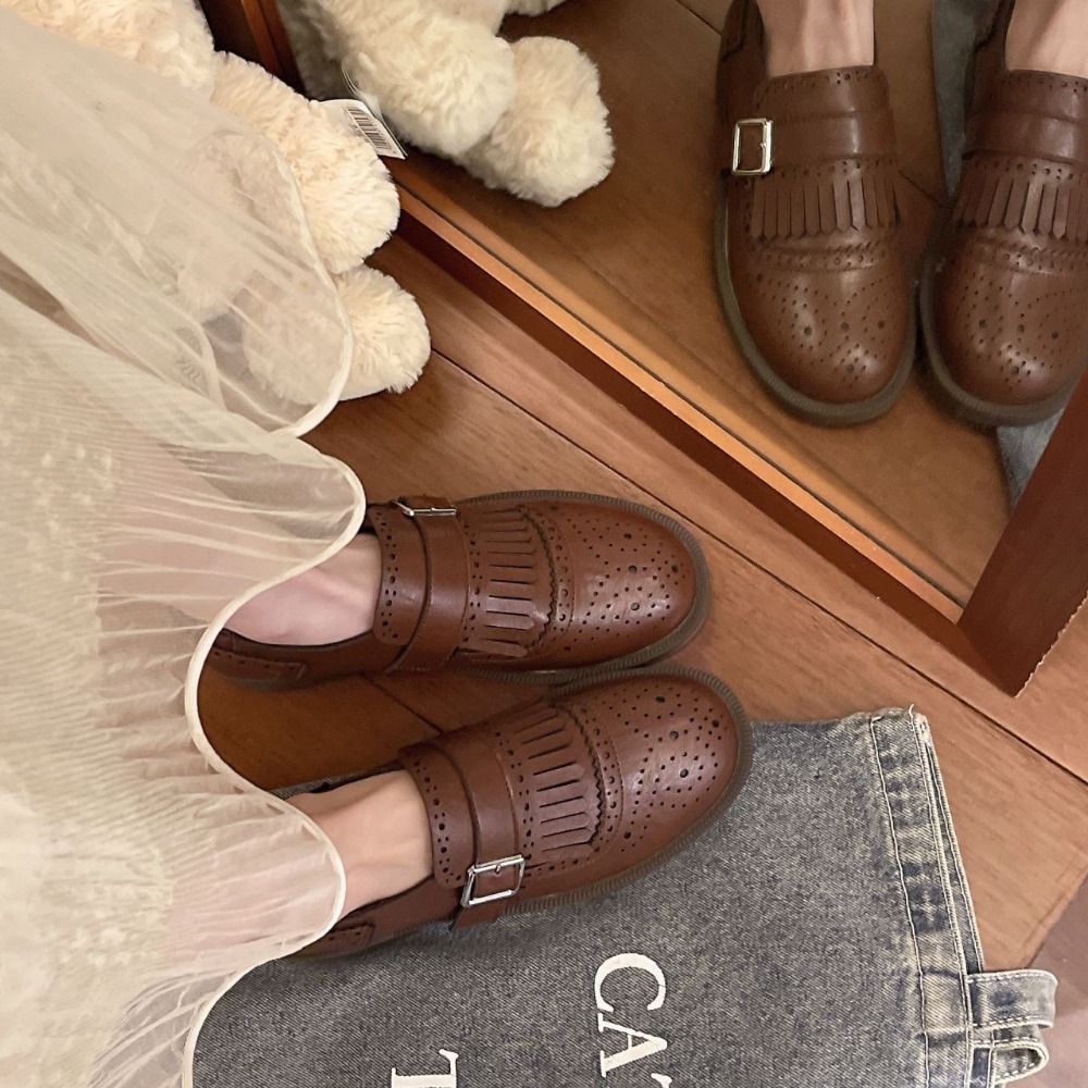 復古流蘇雕花小皮鞋 樂福小皮鞋 厚底大粗跟 方頭紳士鞋 復古英倫風 包鞋 厚底鞋 鬆糕底 增高底 紳士鞋 H8271-細節圖4