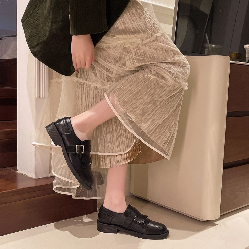 復古流蘇雕花小皮鞋 樂福小皮鞋 厚底大粗跟 方頭紳士鞋 復古英倫風 包鞋 厚底鞋 鬆糕底 增高底 紳士鞋 H8271-細節圖8