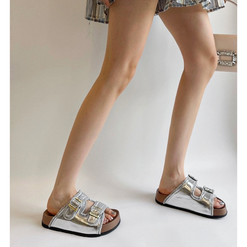 大牌感雙帶拖鞋 羅馬鞋 平底涼拖鞋 平底涼鞋 女生涼拖鞋 防滑涼拖鞋 舒適拖鞋 防滑橡膠底 海灘拖 輕便拖 H6148-細節圖8