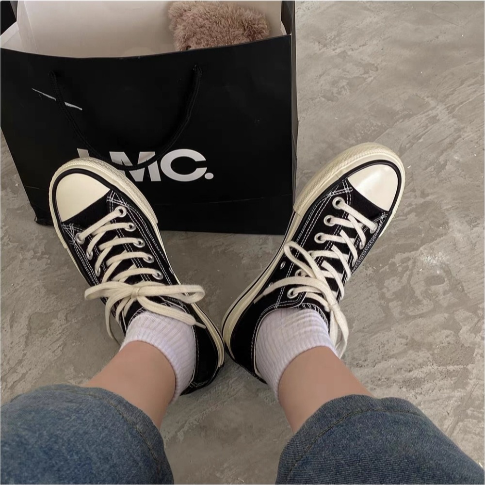 男女低筒帆布鞋 奶油頭 黑低 黑色 黑白 全黑鞋 經典款 情侶鞋 素面帆布鞋 休閒鞋 小白鞋 通勤鞋 平底鞋MIS-18-細節圖3