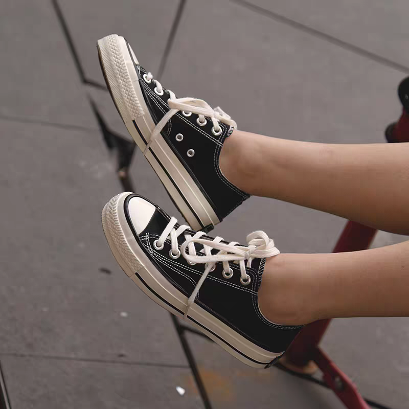 男女低筒帆布鞋 奶油頭 黑低 黑色 黑白 全黑鞋 經典款 情侶鞋 素面帆布鞋 休閒鞋 小白鞋 通勤鞋 平底鞋MIS-18-細節圖5