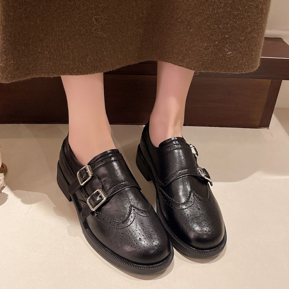 韓國東大門 雕花皮革雙扣環低跟包鞋 復古厚底 粗跟樂福鞋 學生鞋 OL上班鞋 牛津鞋 樂福鞋 皮鞋 鞋子 軟底H9081-細節圖2