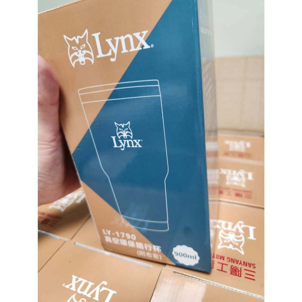 【數量多 24H內出貨】(市價990) Lynx 真空環保隨行杯 附布套 900ml 冰霸杯 LY-1790-細節圖7