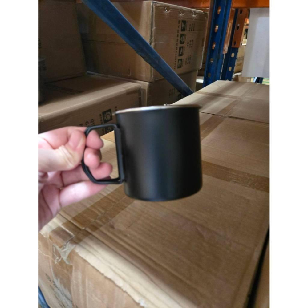 現貨❤️快速出貨⏰ 戶外 露營 不鏽鋼杯 折疊手柄 黑色 華泰 輕量 耐用 350ml 咖啡杯 水杯 馬克杯 行動杯-細節圖4