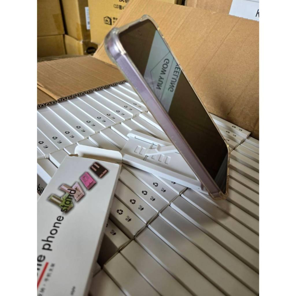 🚀【台灣現貨】手機支架 摺疊手機架 輕巧手機架 辦公小物 手機架 立架 追劇神器 多角度調節 手機支撐 辦公室追劇 懶人-細節圖2