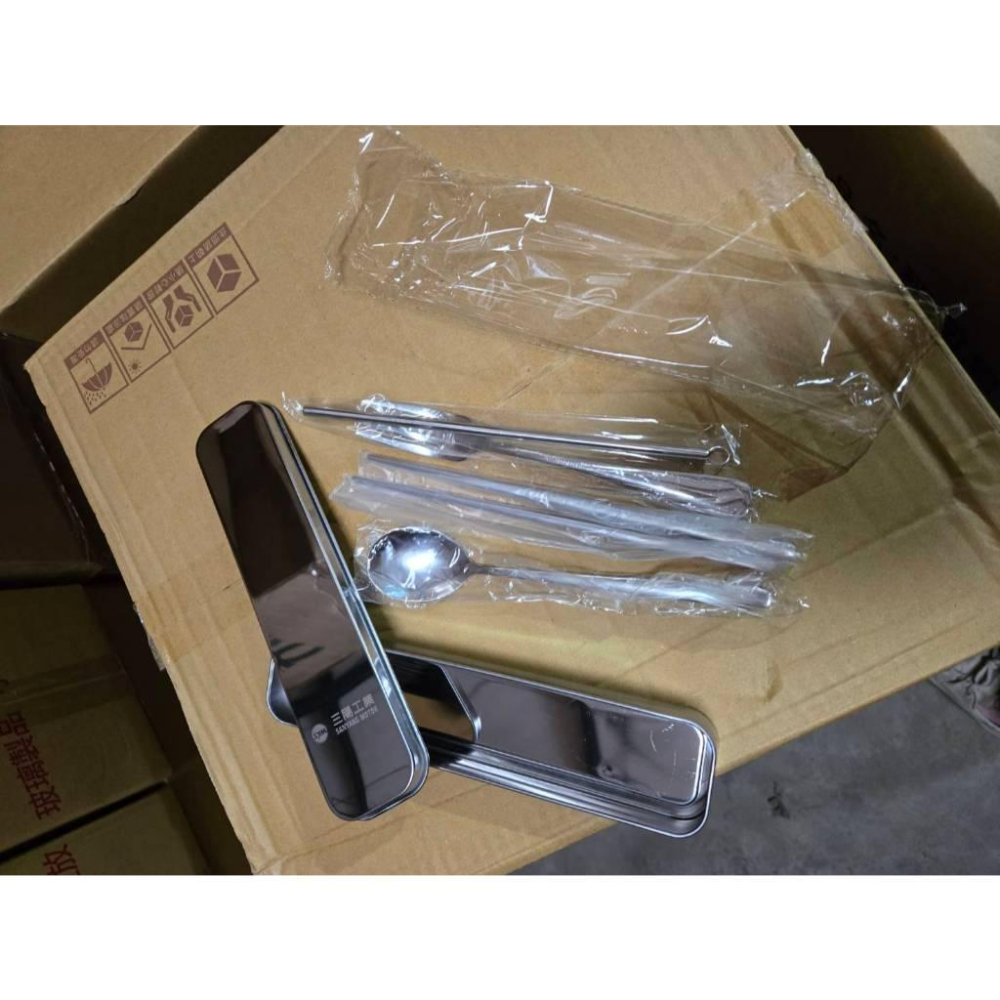 現貨❤️快速出貨⏰ 三陽工業 304不銹鋼餐具組 經典環保 餐具套裝 筷子 湯匙 叉子 吸管 收納袋-細節圖8