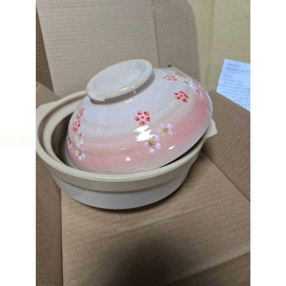 現貨❤️快速出貨⏰松村窯 日式花繪砂鍋7.5吋紅梅款 1公升容量 砂鍋 陶鍋 雙耳鍋 湯鍋 鍋具 耐高溫-細節圖6