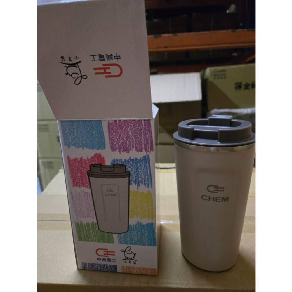 現貨❤️快速出貨⏰ 小羊苗 聯名真空 隨行杯 304不鏽鋼 雙層保溫水杯 550ml 辦公杯 保溫杯 杯子-細節圖4