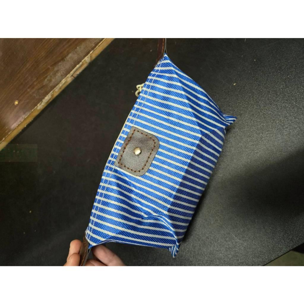 現貨❤️快速出貨⏰(內防水)條紋收納包 條紋水餃包 餃子包 條紋化妝包 隨身包 可折疊餃子包 輕巧容量收納袋 (顏色隨機-細節圖3