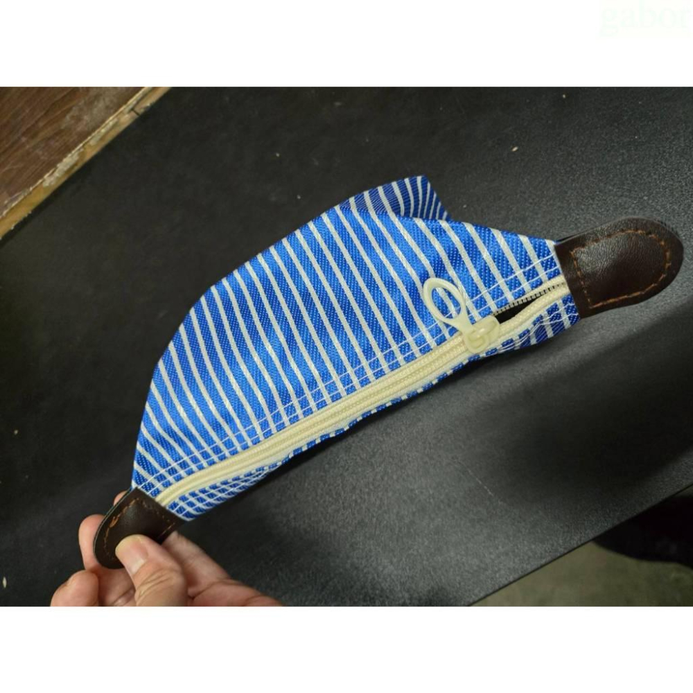 現貨❤️快速出貨⏰(內防水)條紋收納包 條紋水餃包 餃子包 條紋化妝包 隨身包 可折疊餃子包 輕巧容量收納袋 (顏色隨機-細節圖5