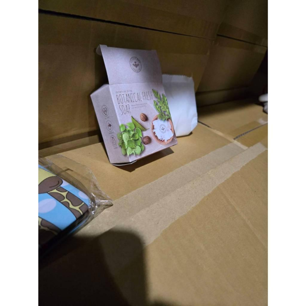 現貨❤️快速出貨⏰ 蜂王 清新植感 草本皂 香皂 80g 清潔 洗澡 沐浴皂-細節圖5