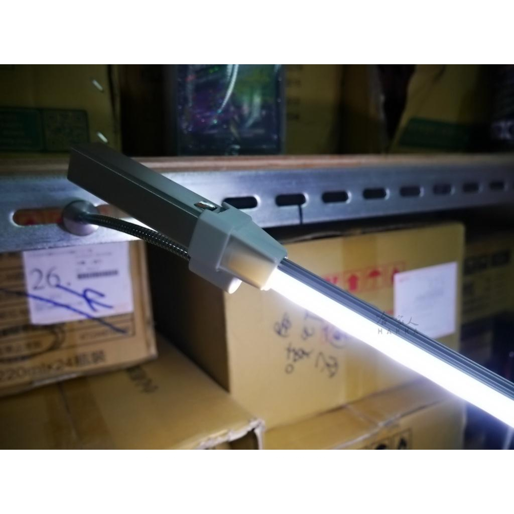 MJ光電 三代 LED行動電源蛇管磁吸照明燈 4900mAh 手電筒 工作燈 警示燈 汽車維修 jtc 手電筒哈家人-細節圖7