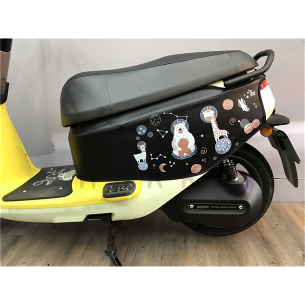 gogoro 3 宇宙動物園 車身防刮套 狗衣 防刮套 保護套 車套 草尼馬 北極熊 長頸鹿 GOGORO 哈家人-細節圖7