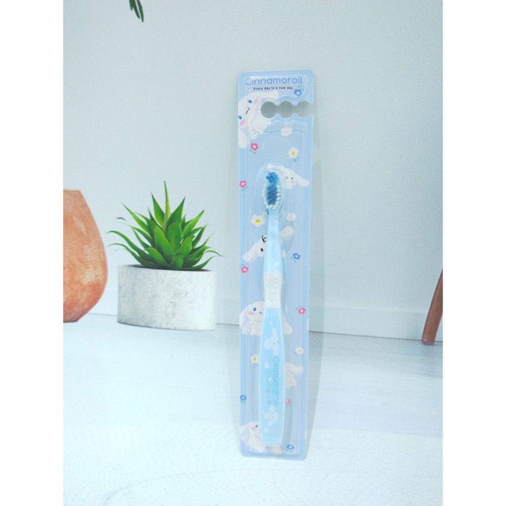 【圓比雜貨鋪】三麗鷗 兒童牙刷 6歲以上-細節圖3
