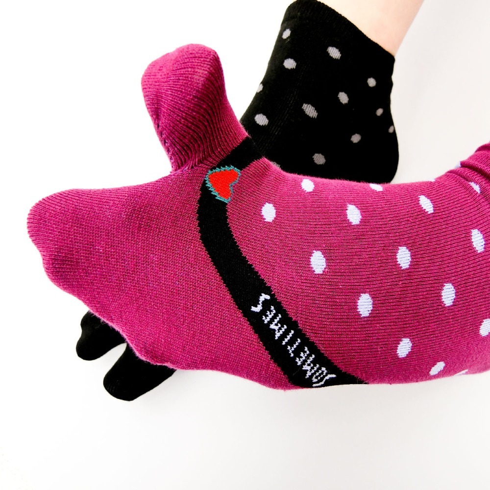 👍凱美棉業｜ MIT台灣製 萊卡LYCRA 舒適升級 細針對目兩趾襪 點點夾腳拖款 22-26cm-細節圖7