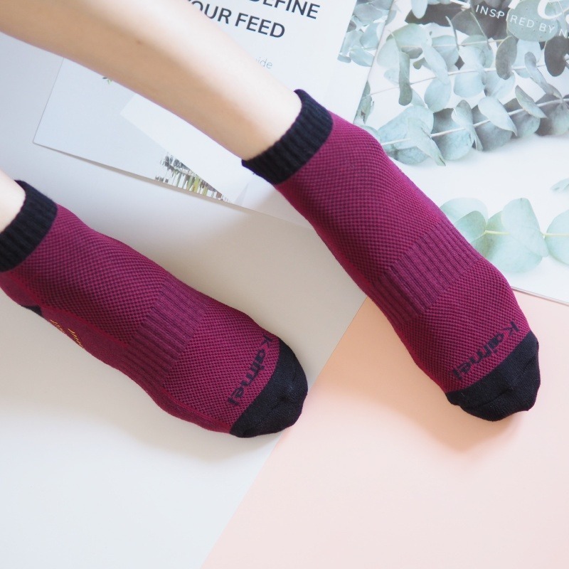 👍凱美棉業｜ MIT台灣製 高品質全方位 凱美獨家高效能除臭運動襪 豔陽紅款-細節圖3