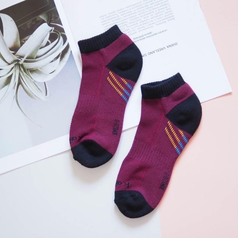 👍凱美棉業｜ MIT台灣製 高品質全方位 凱美獨家高效能除臭運動襪 豔陽紅款-細節圖6