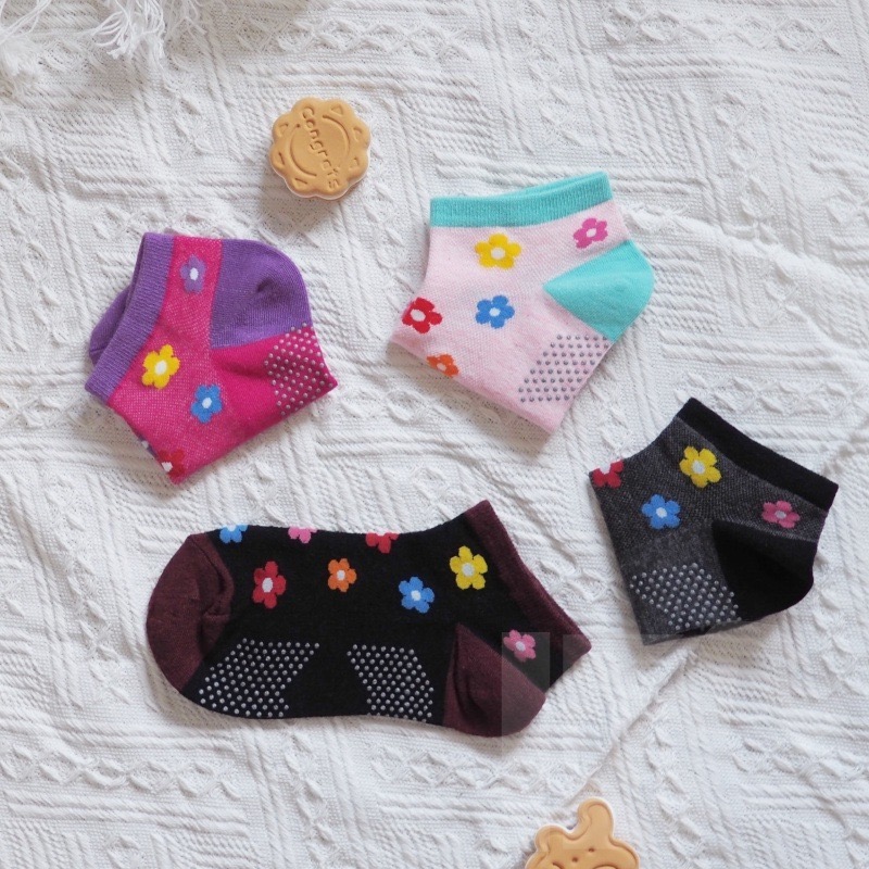 👍凱美棉業｜MIT台灣製 40支精梳棉止滑兒童短襪 小花款-細節圖6