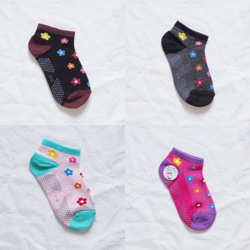 👍凱美棉業｜MIT台灣製 40支精梳棉止滑兒童短襪 小花款-細節圖9