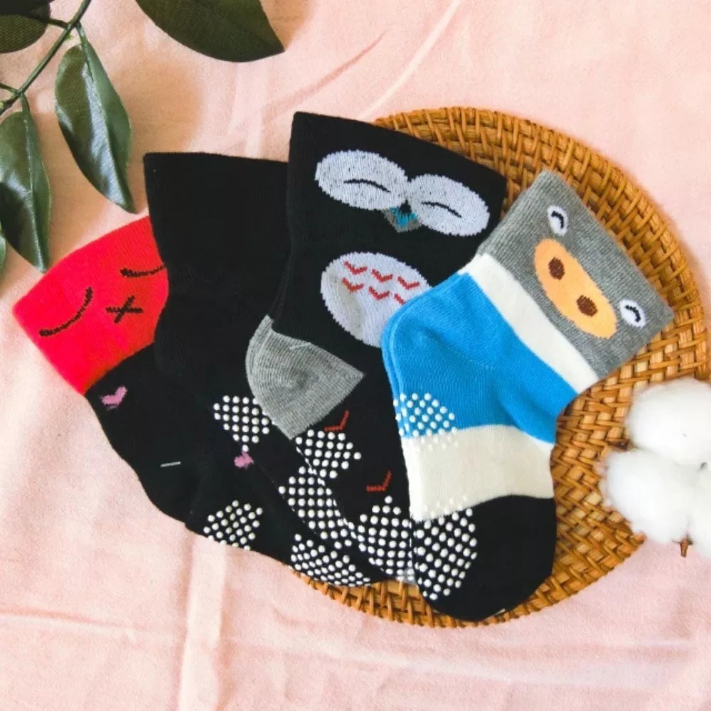 👍凱美棉業｜十二雙組 MIT台灣製 純棉寬口止滑童襪(幼童版1-3歲)-綜合款隨機出色-細節圖7