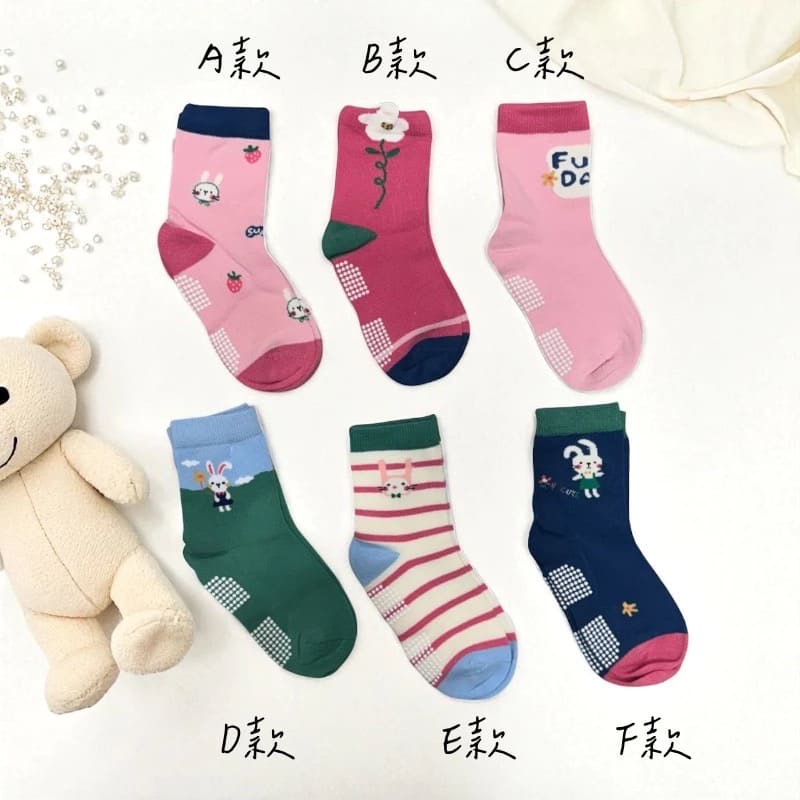 👍凱美棉業｜純棉止滑童襪 小花兔兔款 可愛女童襪 兔兔童襪 小花童襪 13-16cm-細節圖8