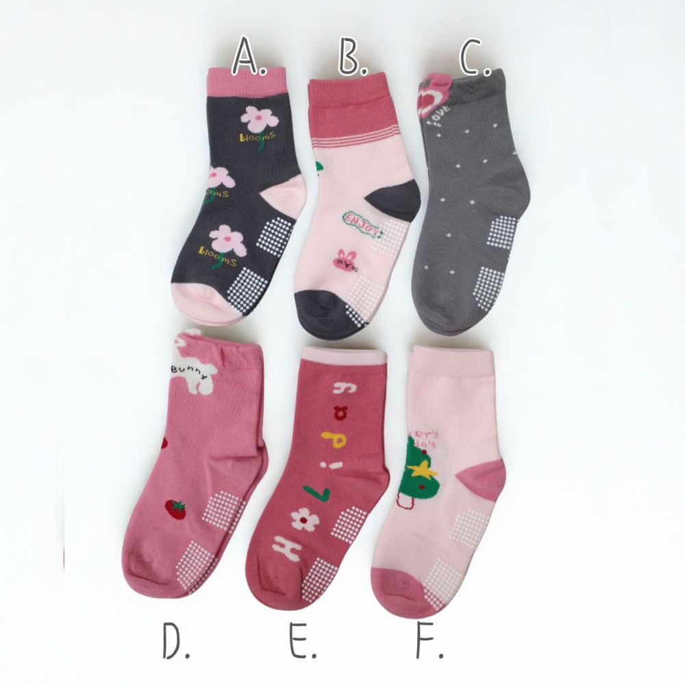 👍凱美棉業｜純棉止滑童襪 甜美粉色款 花花童襪 卡通童襪 可愛襪 男童女童襪 兔兔 17-21cm-細節圖6