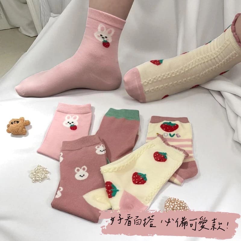 👍凱美棉業｜韓版純棉大童襪 草莓兔兔款 動物童襪 卡通童襪 可愛襪 女童襪 18-22cm-細節圖3