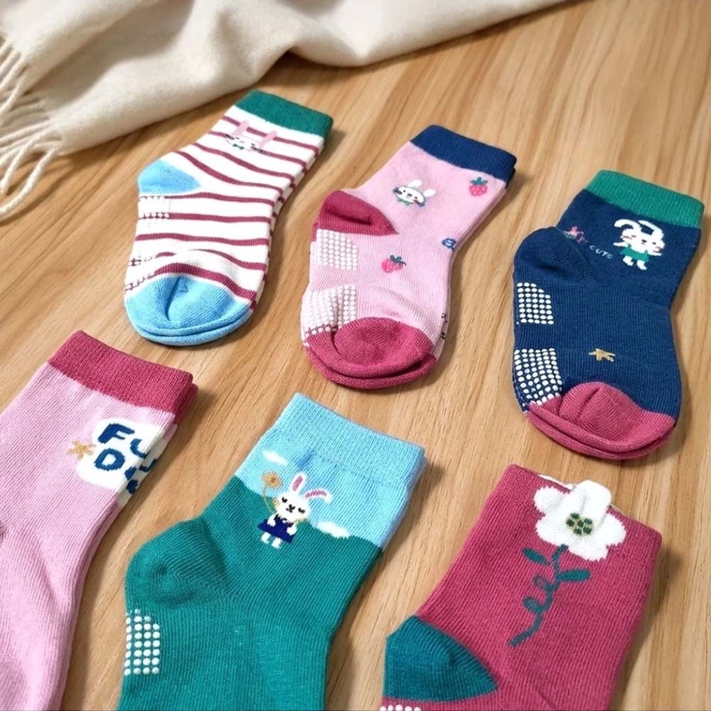 凱美棉業｜ 台灣製造 萌寵花園派對 純棉止滑女童襪 17-21cm-細節圖9