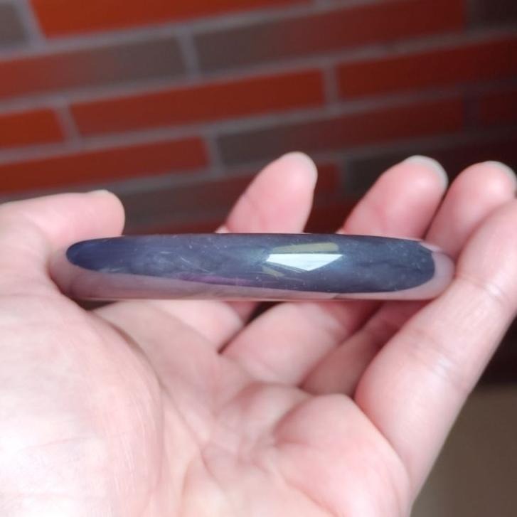 【賞】和田玉 青海料 帝王紫 泥鰍背平安鐲 內徑59+ 約19圍-細節圖5